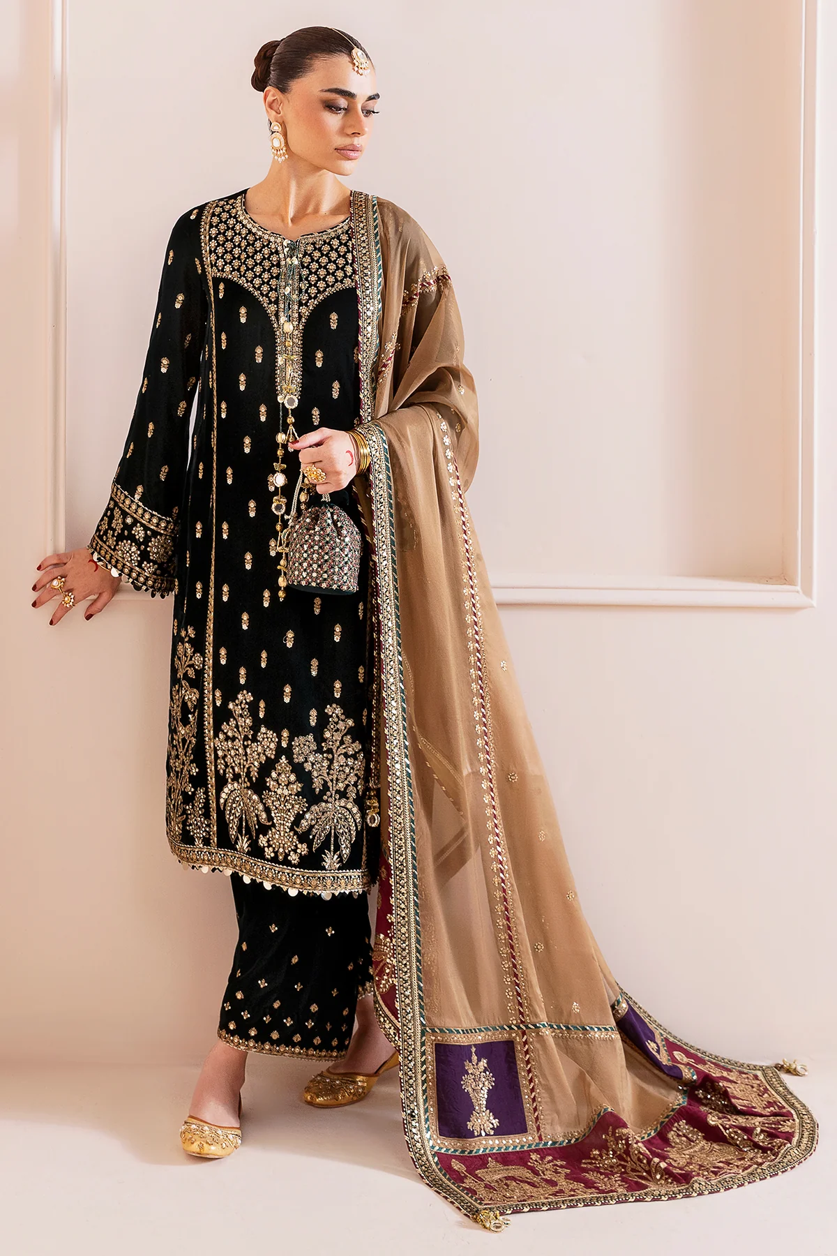 Embroidered Velvet Formal CVF D-01 - Image 9